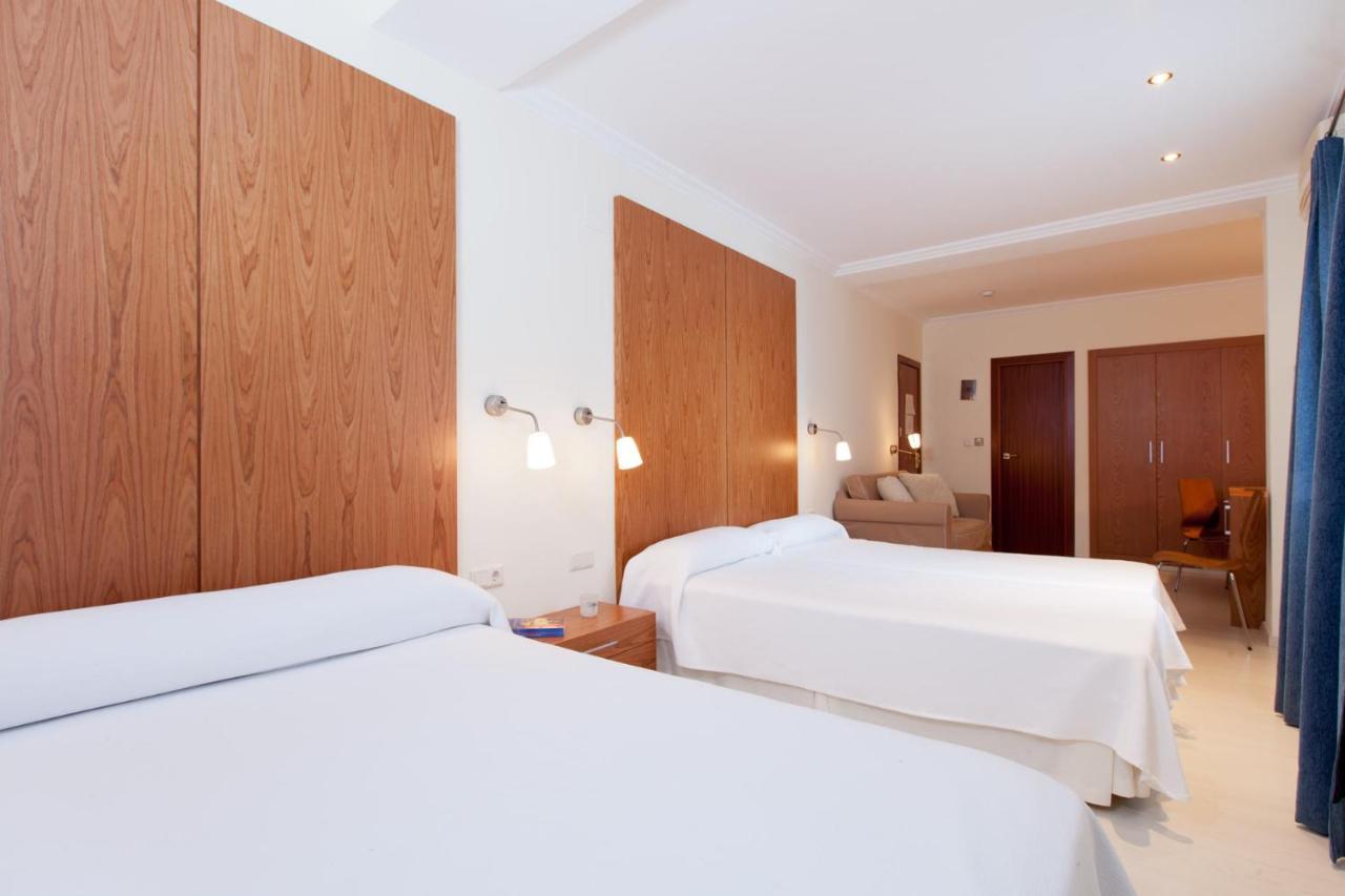 Hotel Mr Costa Blanca Денія Екстер'єр фото